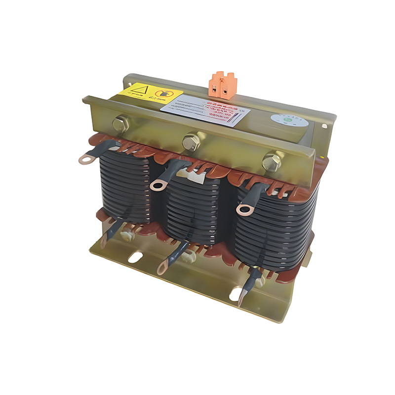 Comment les disjoncteurs universels intelligents transforment la gestion de l’énergie industrielle